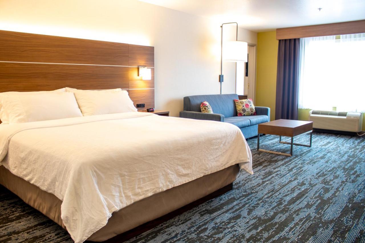 Holiday Inn Express & Suites Wausau By Ihg Weston Ngoại thất bức ảnh
