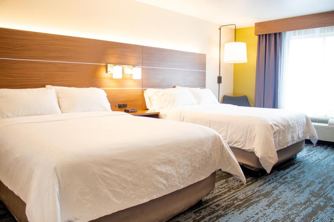 Holiday Inn Express & Suites Wausau By Ihg Weston Ngoại thất bức ảnh
