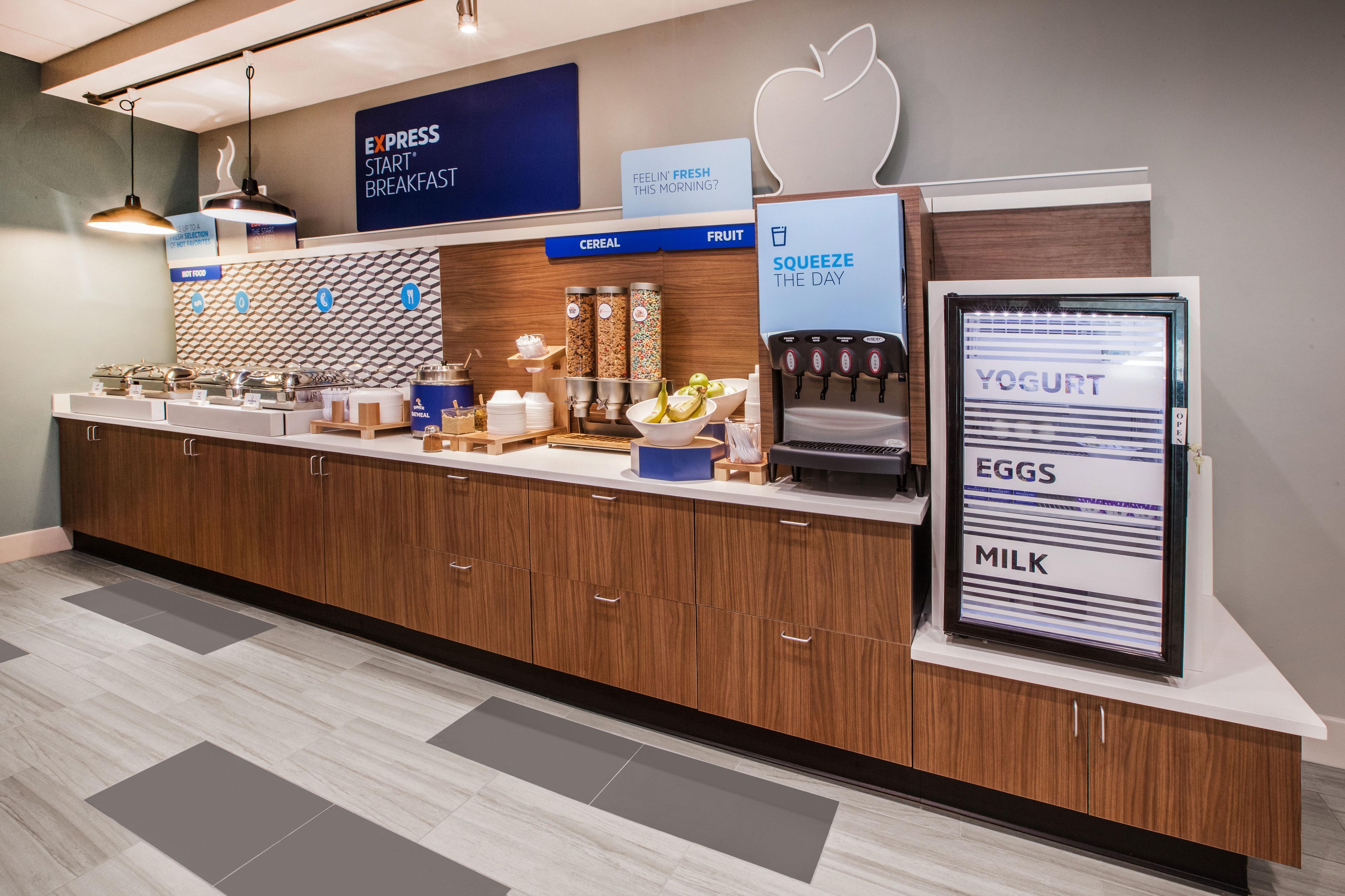 Holiday Inn Express & Suites Wausau By Ihg Weston Ngoại thất bức ảnh