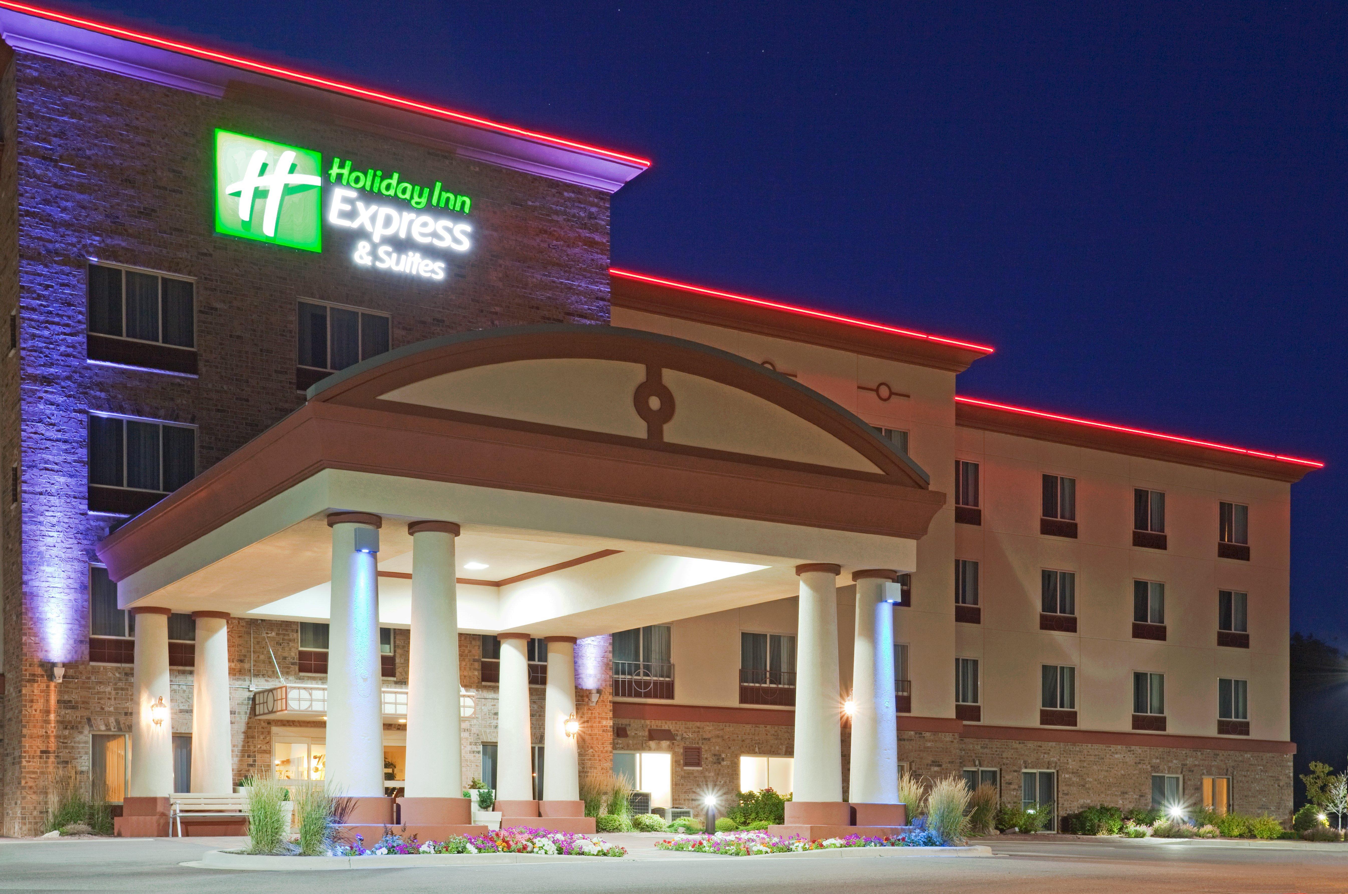 Holiday Inn Express & Suites Wausau By Ihg Weston Ngoại thất bức ảnh