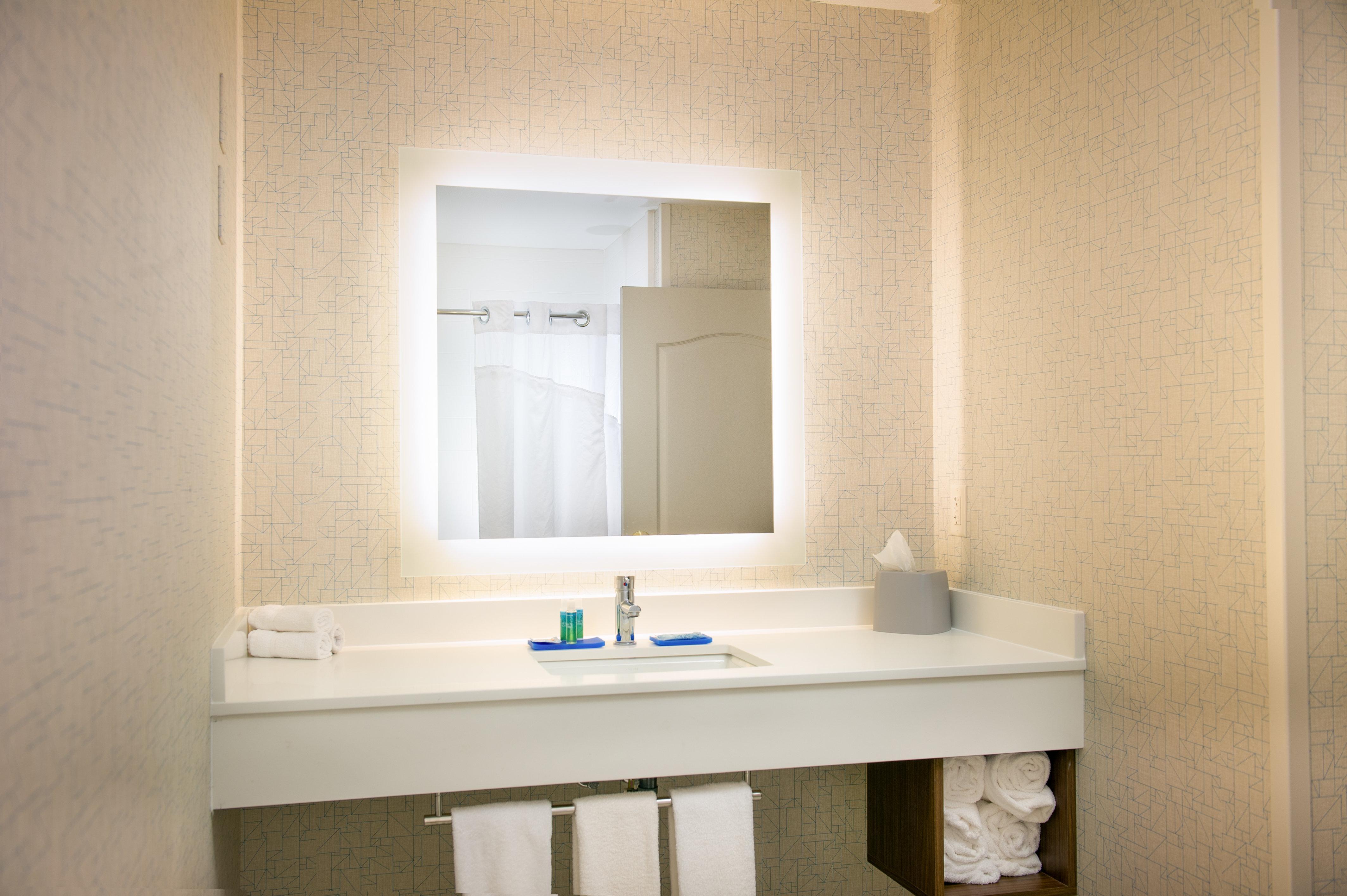 Holiday Inn Express & Suites Wausau By Ihg Weston Ngoại thất bức ảnh