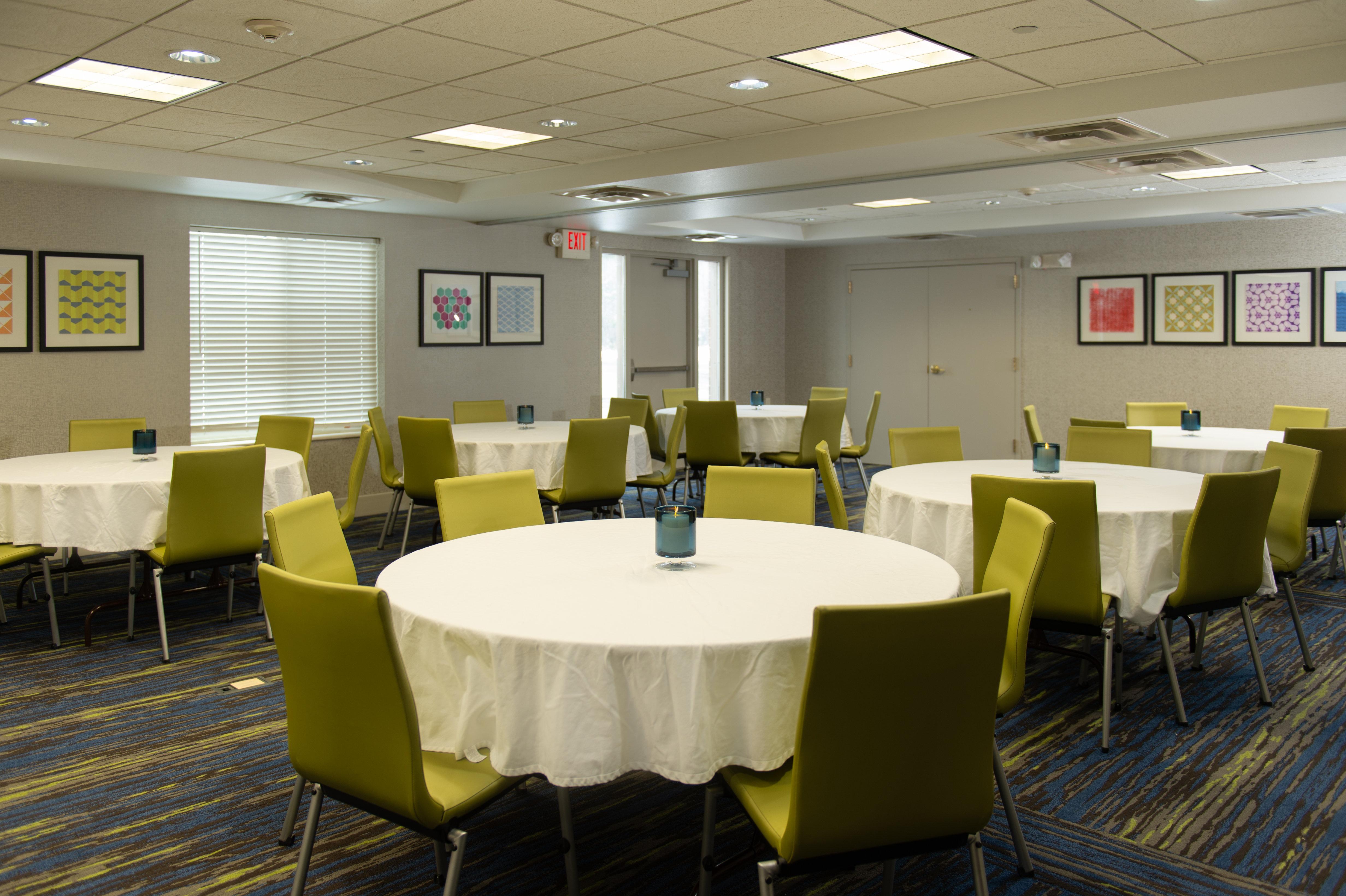 Holiday Inn Express & Suites Wausau By Ihg Weston Ngoại thất bức ảnh