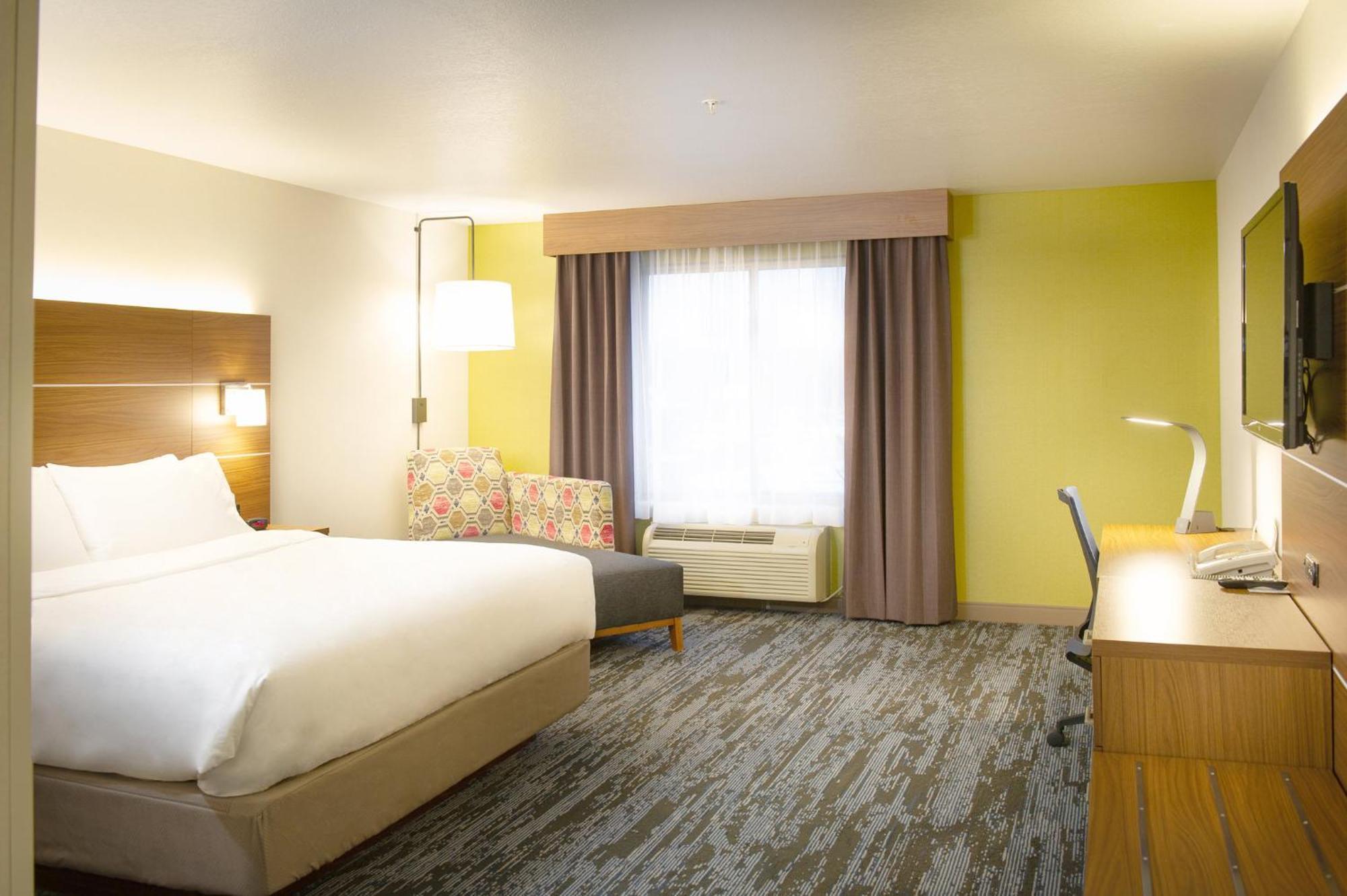 Holiday Inn Express & Suites Wausau By Ihg Weston Ngoại thất bức ảnh
