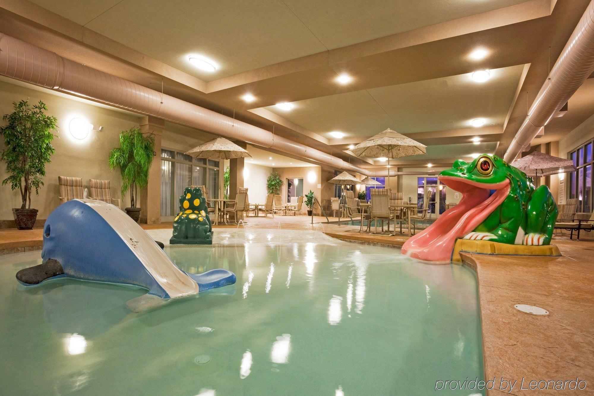 Holiday Inn Express & Suites Wausau By Ihg Weston Ngoại thất bức ảnh