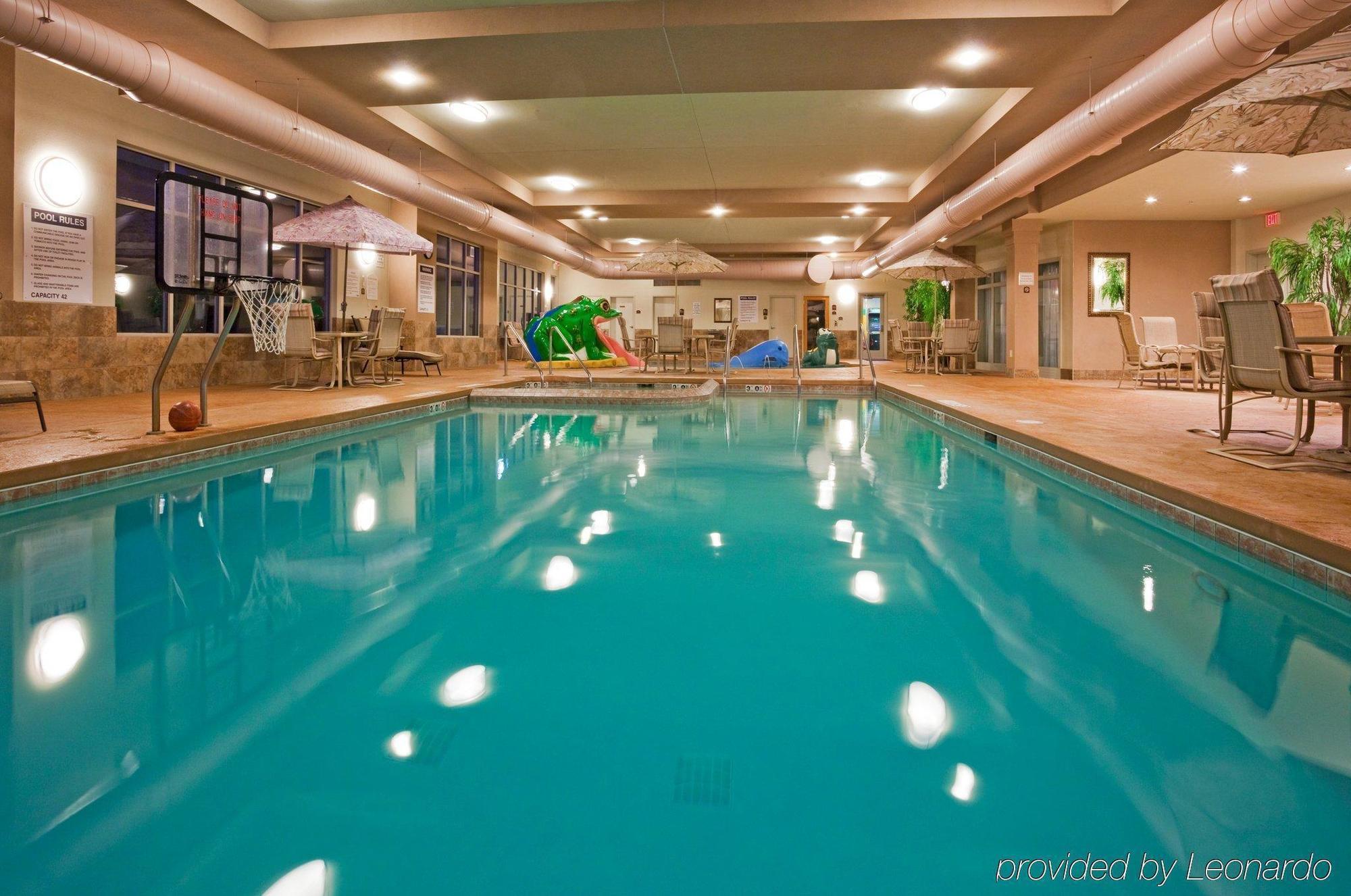 Holiday Inn Express & Suites Wausau By Ihg Weston Ngoại thất bức ảnh