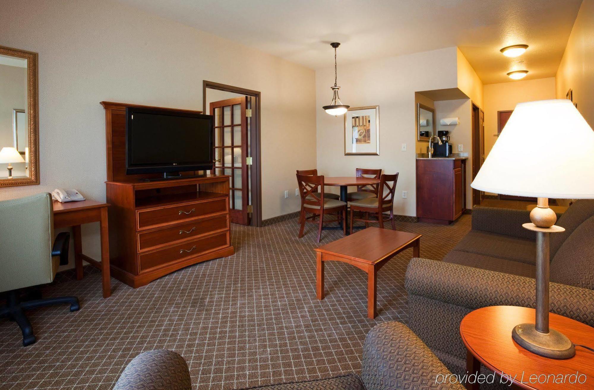 Holiday Inn Express & Suites Wausau By Ihg Weston Phòng bức ảnh