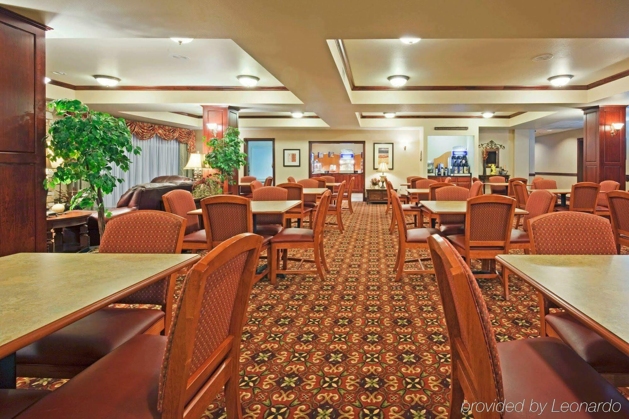 Holiday Inn Express & Suites Wausau By Ihg Weston Ngoại thất bức ảnh